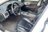 2012年 Jaguar XF 2.2D
