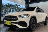 Benz GLA250 4MATIC