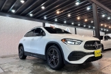 Benz GLA250 4MATIC