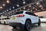 Benz GLA250 4MATIC