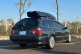 BMW E39 528i