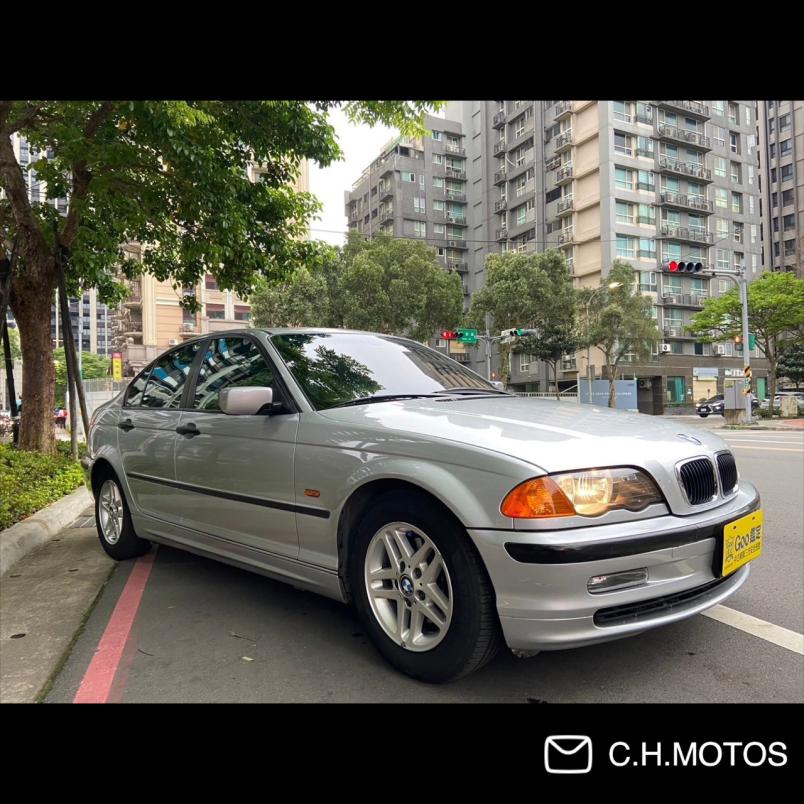 2000年 BMW E46 318
