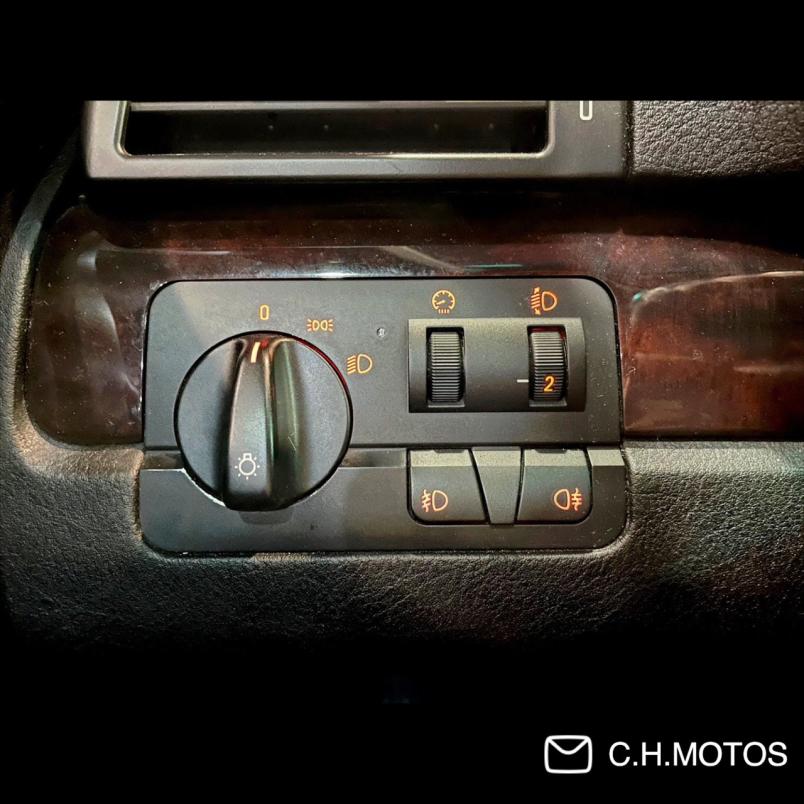 2000年 BMW E46 318