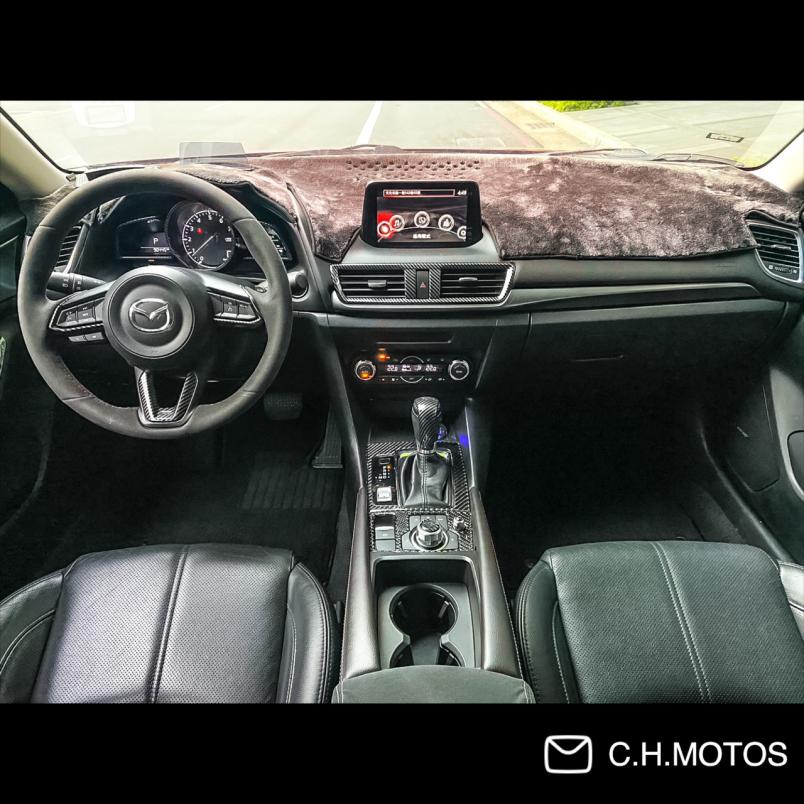 2016年Mazda 3 小改款頂級旗艦Boss音響版 外表小改裝