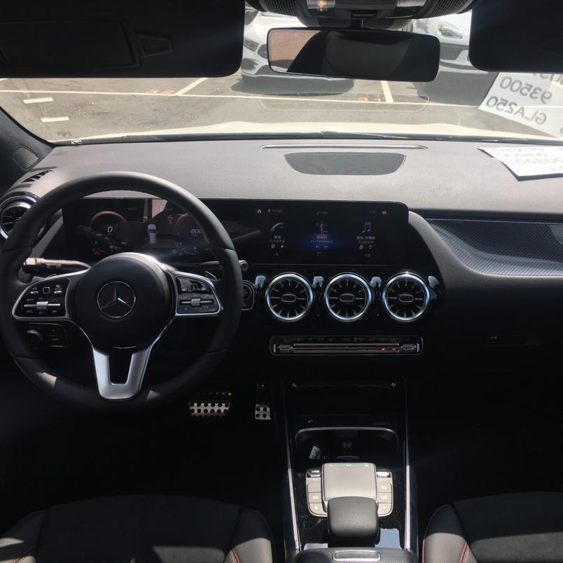 2023年 Mercedes-Benz GLA250