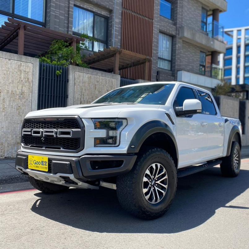 FORD F-150 4x4 RAPTOR