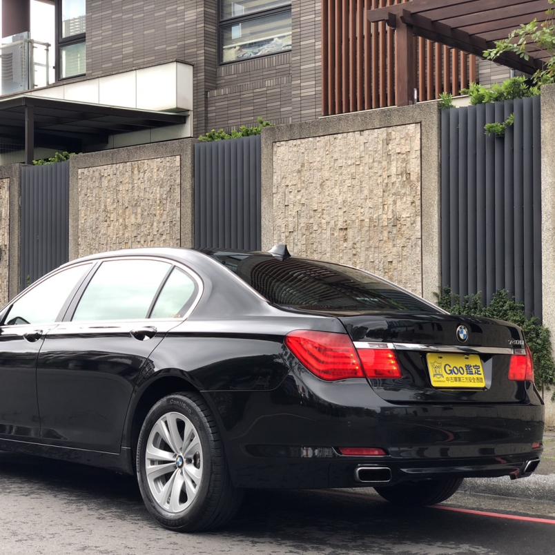 2009 BMW 740LI