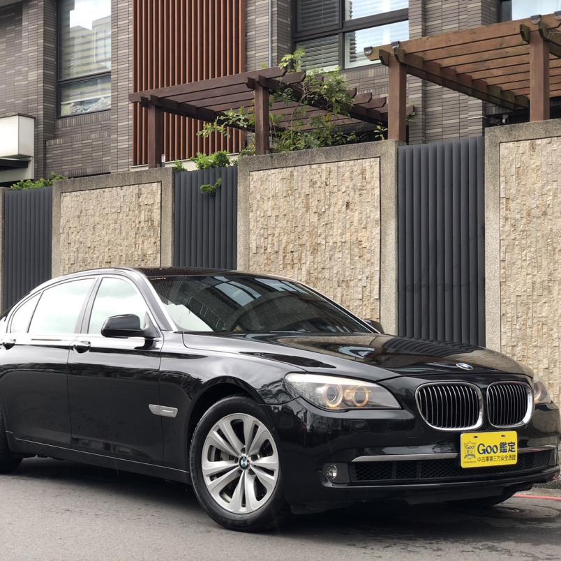 2009 BMW 740LI