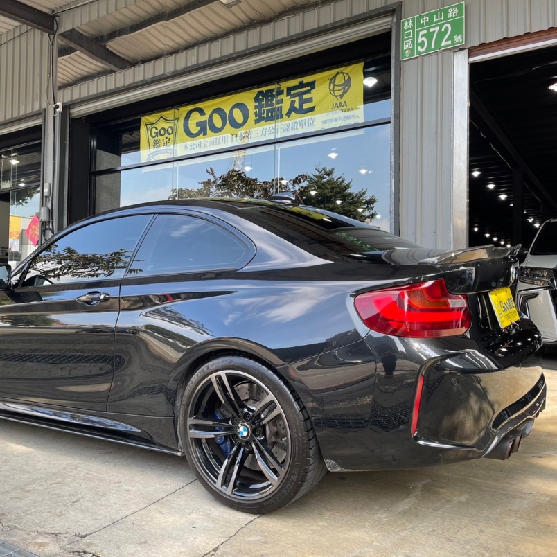 2017 BMW M2