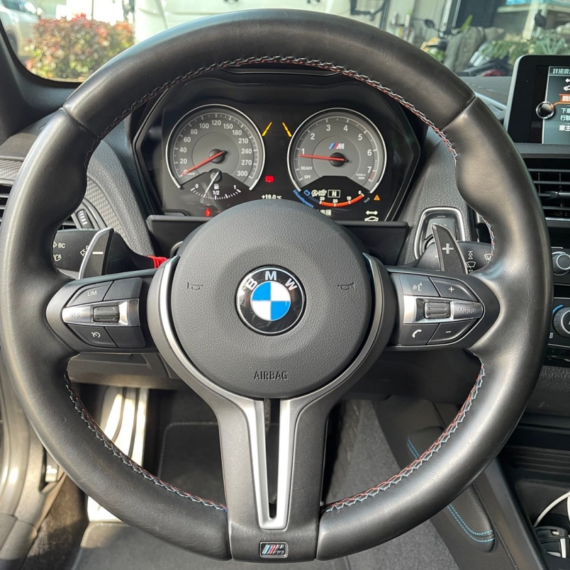 2017 BMW M2