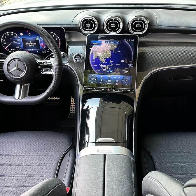 2023 GLC300