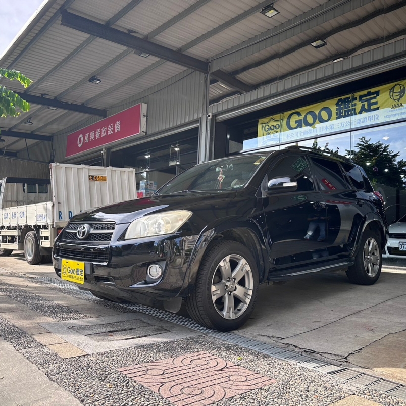 RAV4