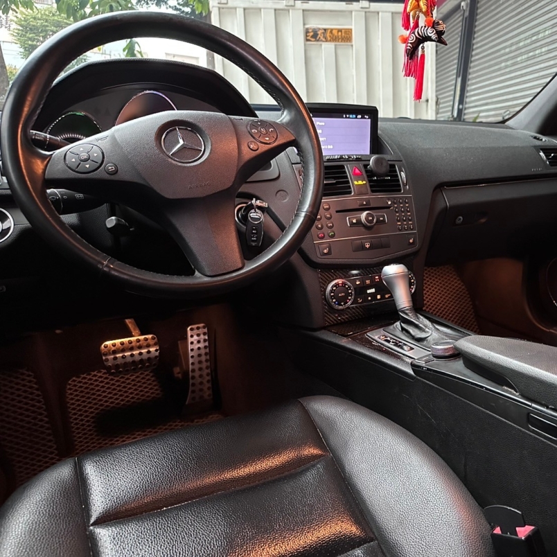 Benz C300