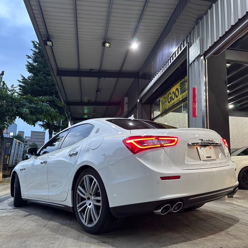 Maserati Ghibli Trofeo
