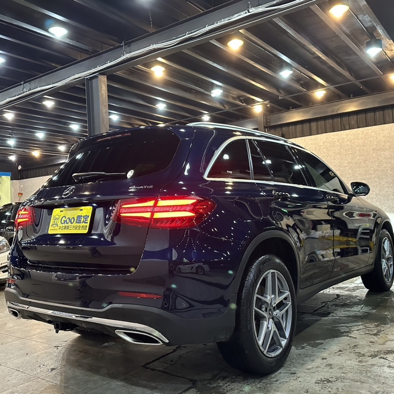 Benz GLC300