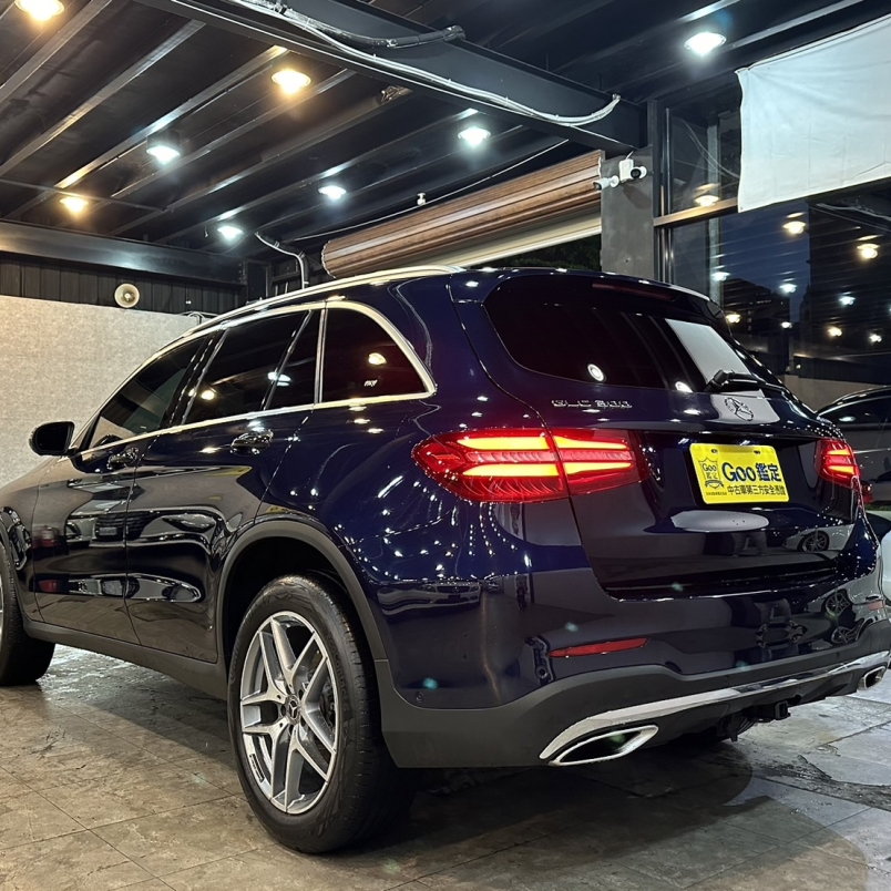 Benz GLC300