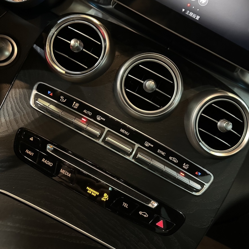 Benz GLC300