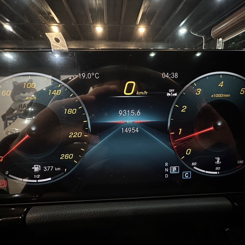 Benz GLA250 4MATIC