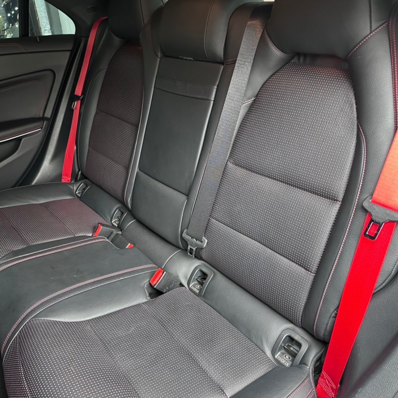 Benz CLA45 4MATIC 