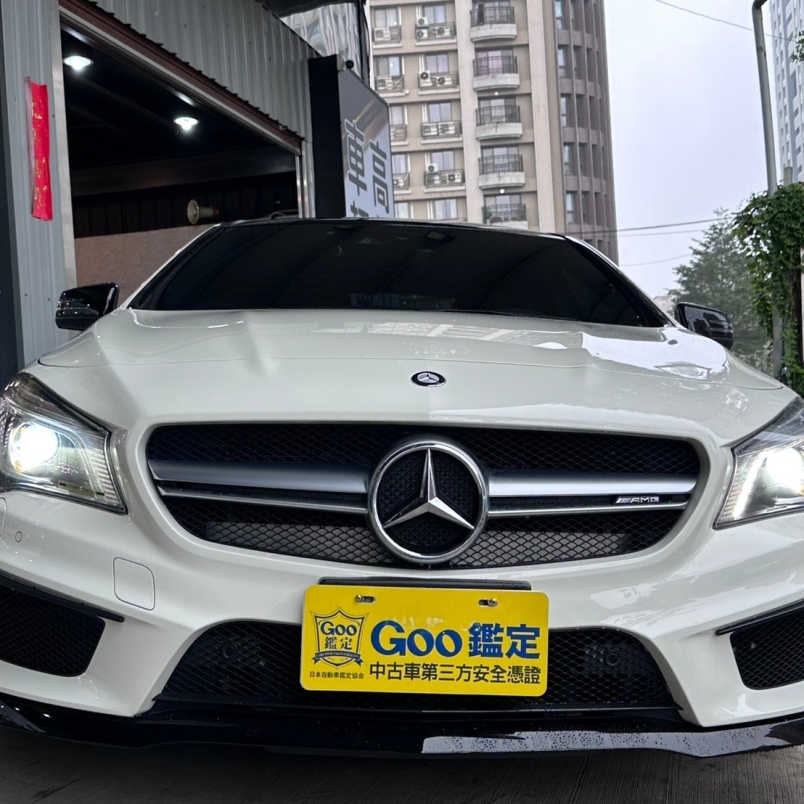 Benz CLA45 4MATIC 