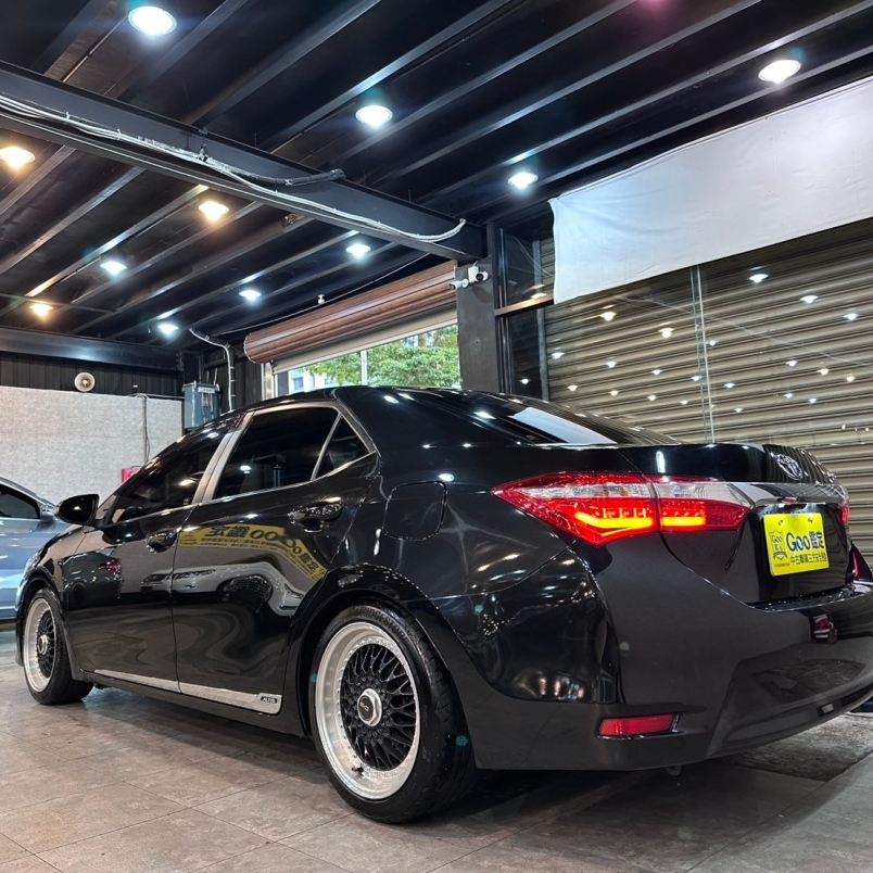 Toyota Altis