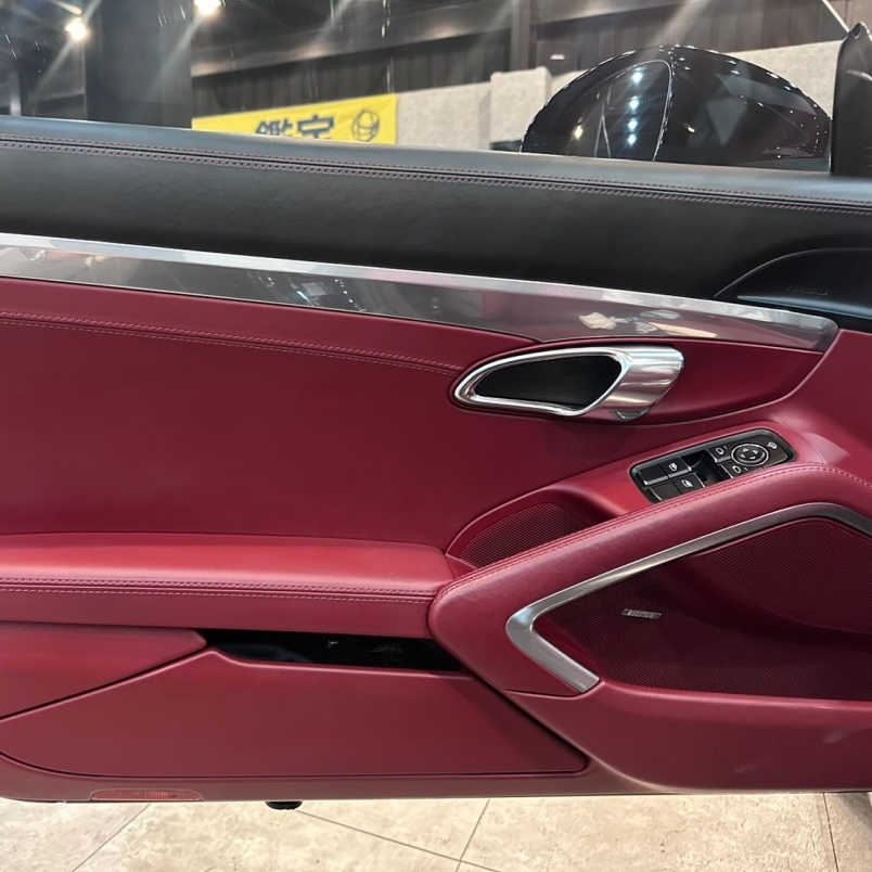 Porsche 718 Boxster S