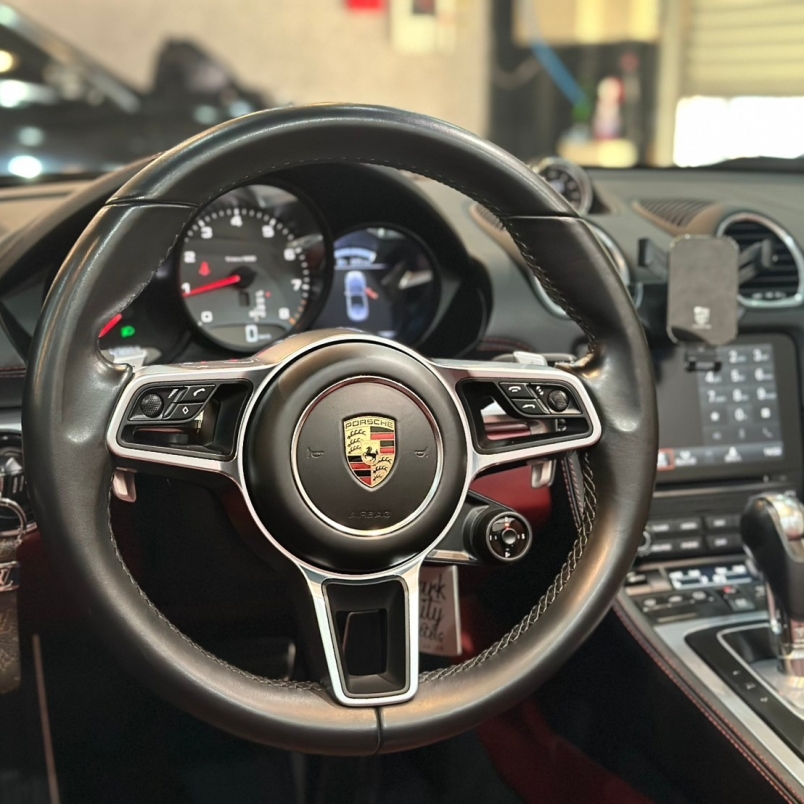 Porsche 718 Boxster S