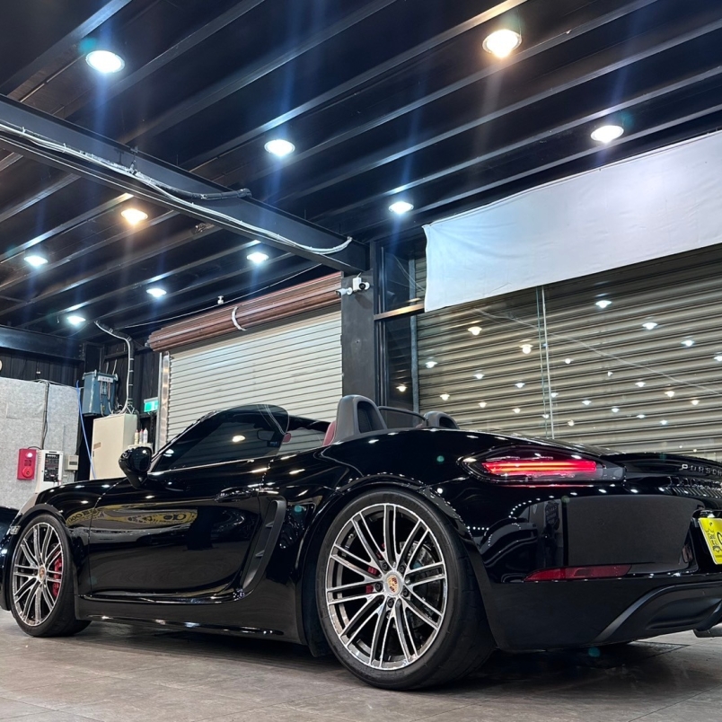 Porsche 718 Boxster S