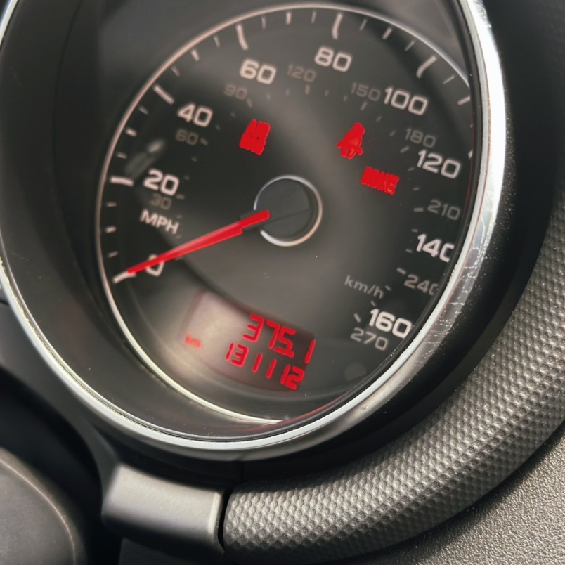 AUDI TT