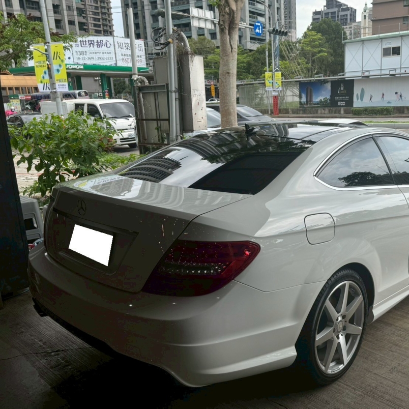 Benz C250 Coupe