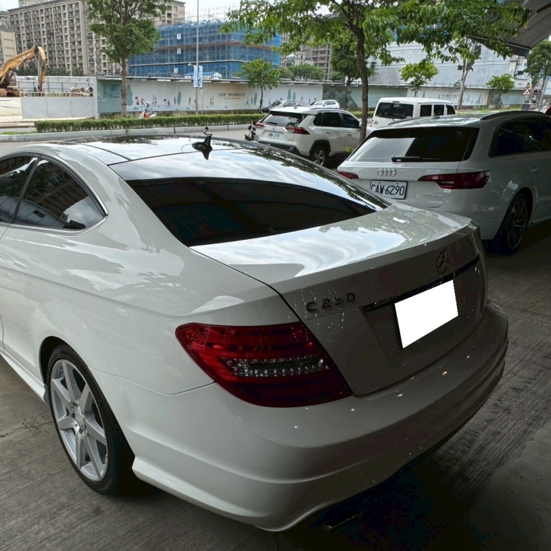 Benz C250 Coupe