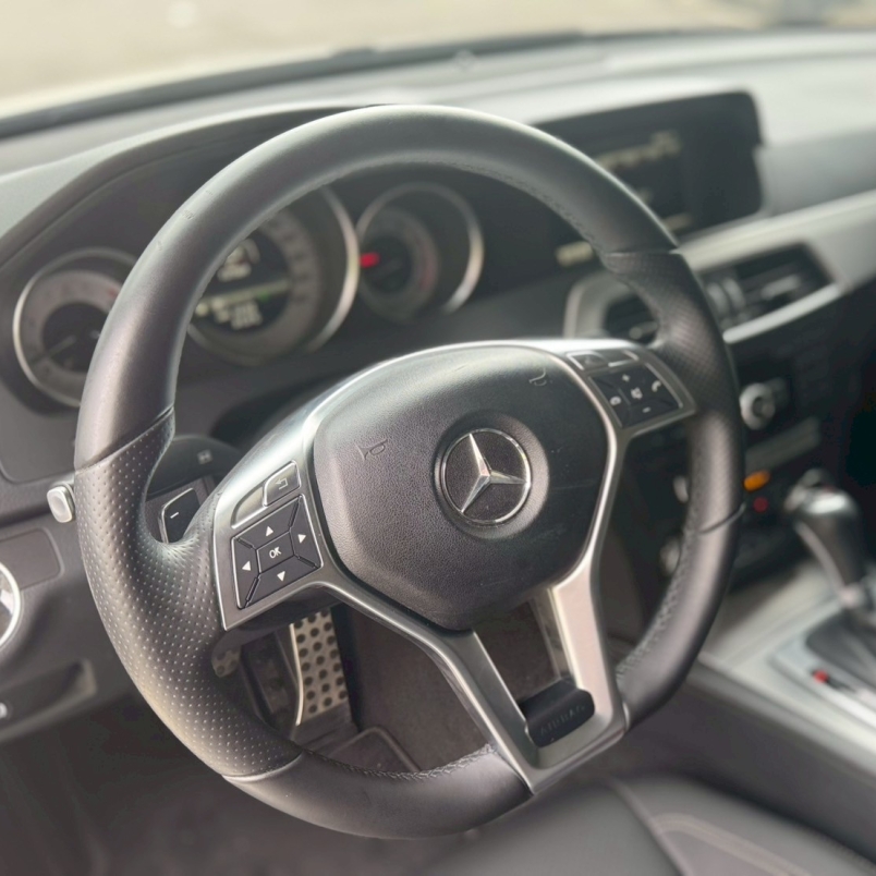 Benz C250 Coupe