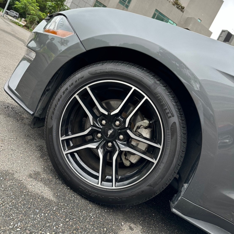 Ford Mustang EcoBoost Premium