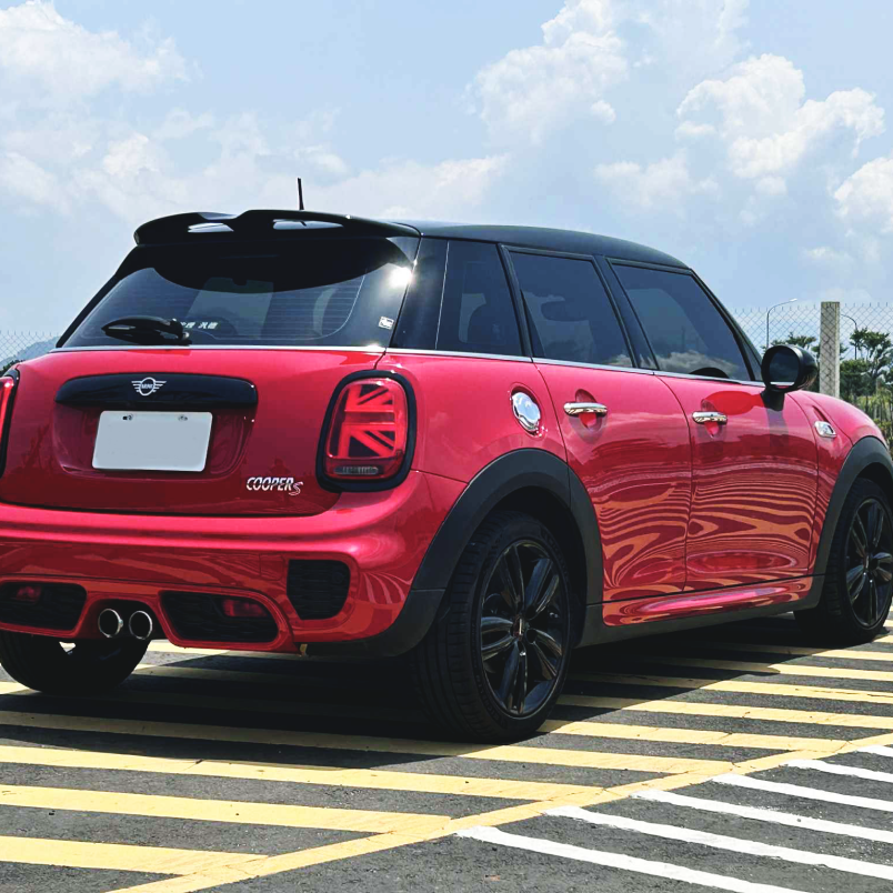 2018年 MINI 5