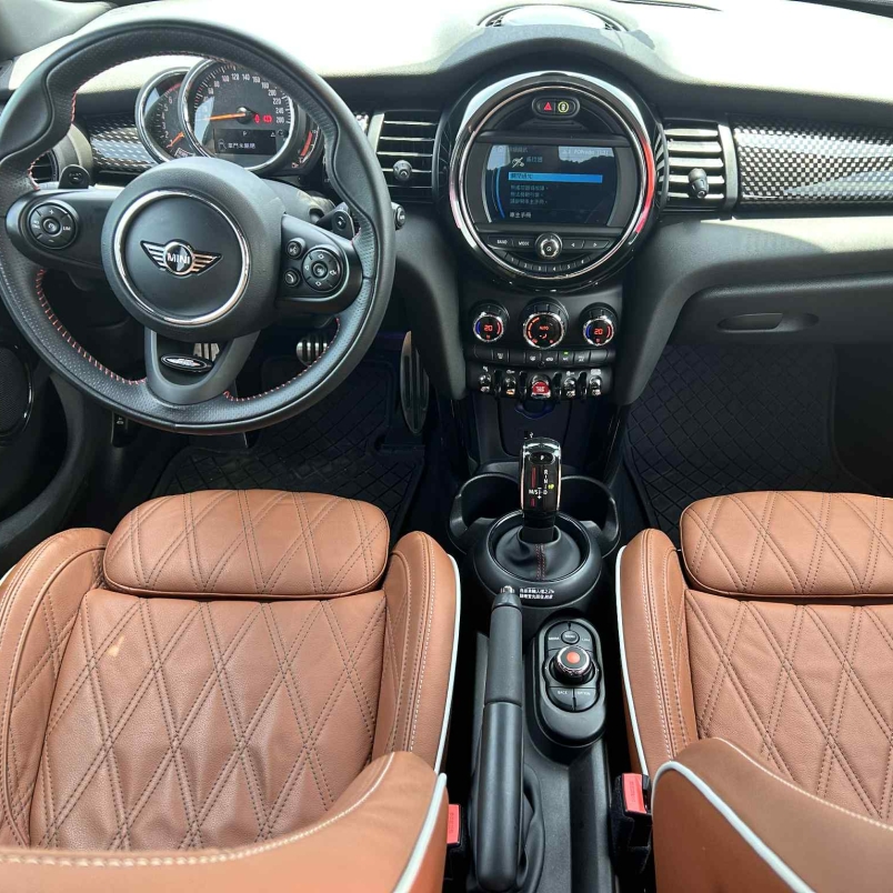 2018年 MINI 5
