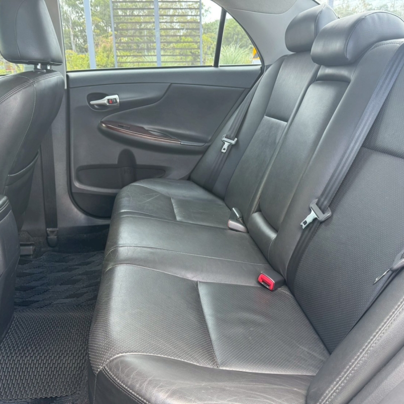2011 Toyota Corolla Altis 1.8 E