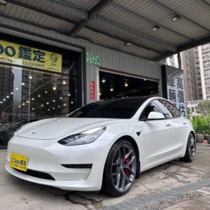 2022 Tesla Model 3 Long Range