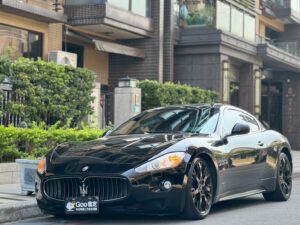 2009 Maserati Granturismo 標準版
