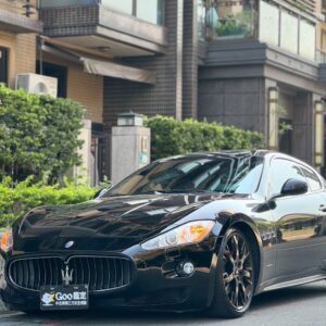 2009 Maserati Granturismo 標準版
