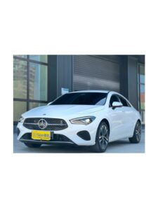 2024 BENZ CLA200